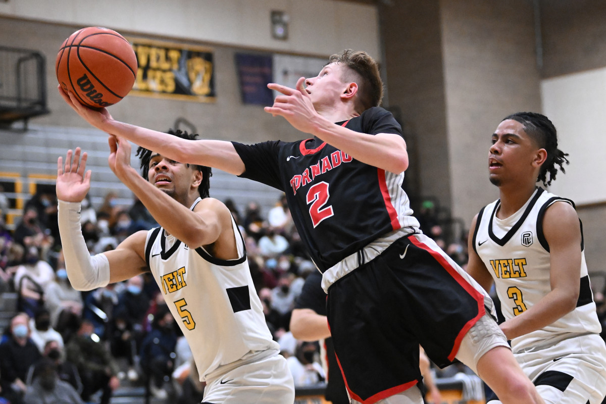 Roosevelt North Medford boys basketball Leon Neuschwander 72